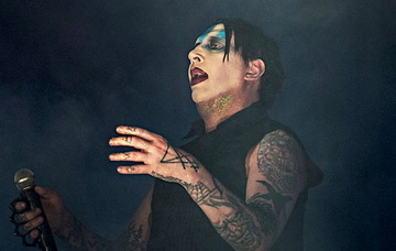 Marilyn Manson с видео към парчето "Don't Chase The Dead"