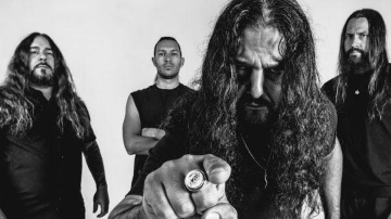 KATAKLYSM пускат клип към песента "Goliath"