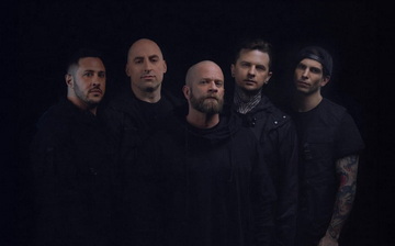 ALL THAT REMAINS представят сингъла "Let You Go"