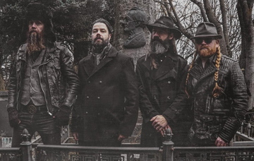 SÓLSTAFIR представят сингъла "Hin Helga Kvöl!"