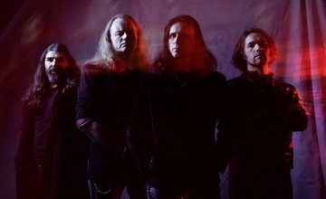 FIREWIND с видео към песента "Talking In Your Sleep"