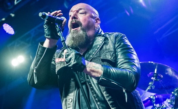 Почина бившият вокалист на IRON MAIDEN Paul Di'Anno