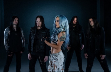 ARCH ENEMY пускат клип към песента "A Million Suns"