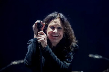 Почина Ozzy Osbourne