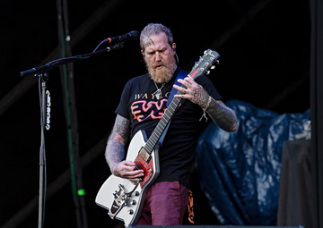 Бившият китарист на MASTODON Brent Hinds загина в катастрофа