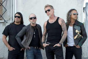 METALLICA изпълняват ново парче на живо