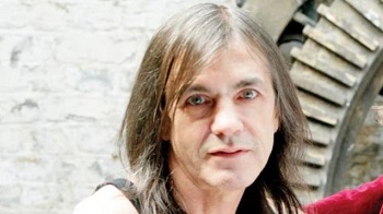 Malcolm Young си взима почивка от AC/DC