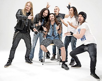 DRAGONFORCE сменят барабаниста си