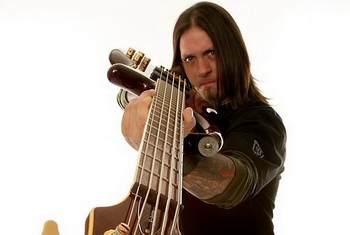 ADRENALINE MOB с нов басист