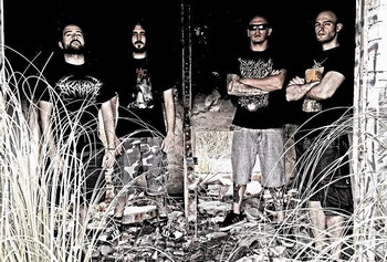 VIRULENCY подписват с New Standard Elite