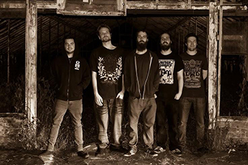 Чуйте ново парче на DESERT STORM