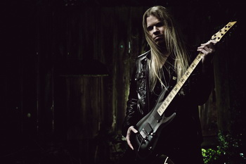 ARCH ENEMY взимат Jeff Loomis