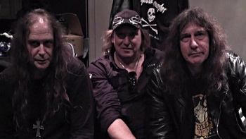 Чуйте откъси от албума с кавъри на RAVEN