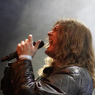 ROCKA ROLLAS с нов вокалист