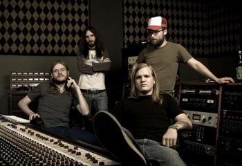 THE SWORD се отправят към студио