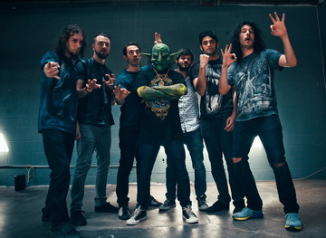 Вижте клип на NEKROGOBLIKON