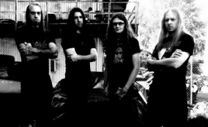 Warrel Dane гостува в песен на SHADED ENMITY