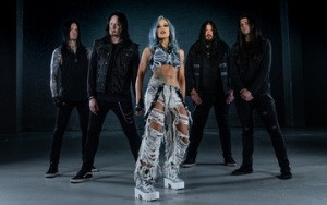 Гледайте новия клип на ARCH ENEMY - "Blood Dynasty"