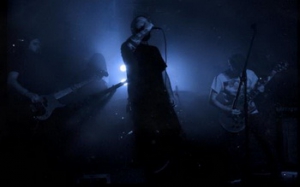 DEAD TO A DYING WORLD се отправят към студио