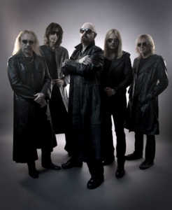 Вижте лайв изпълнение на JUDAS PRIEST