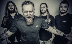 DECAPITATED в автомобилна катастрофа в САЩ, няма пострадали