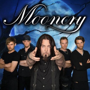 Гледайте видеоклип на MOONCRY