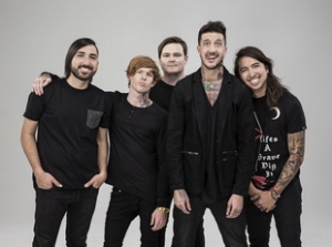 OF MICE & MEN с клип към "Another You"