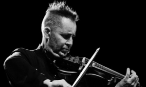Спечелете две покани за концерта на Nigel Kennedy от Metal World!